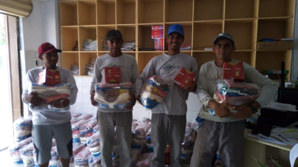 Caminhão Natalino Coopservi – Paripiranga 2023